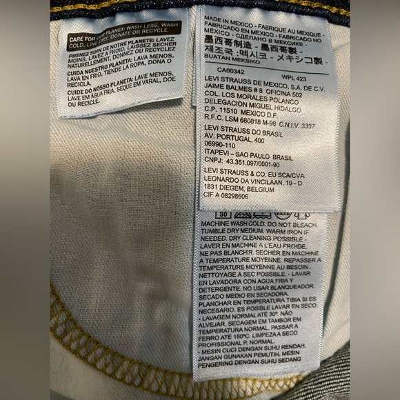 Levi’s 513 34W 30L - Picture 2 of 4